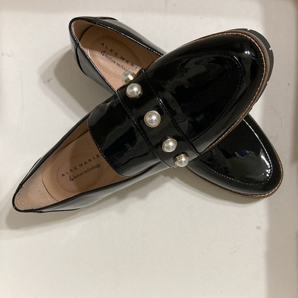 🔳 Alex Marie 🔳 Black Patent Leather Loafers with Pearl Accents  Size 9.5 - Picture 4 of 13